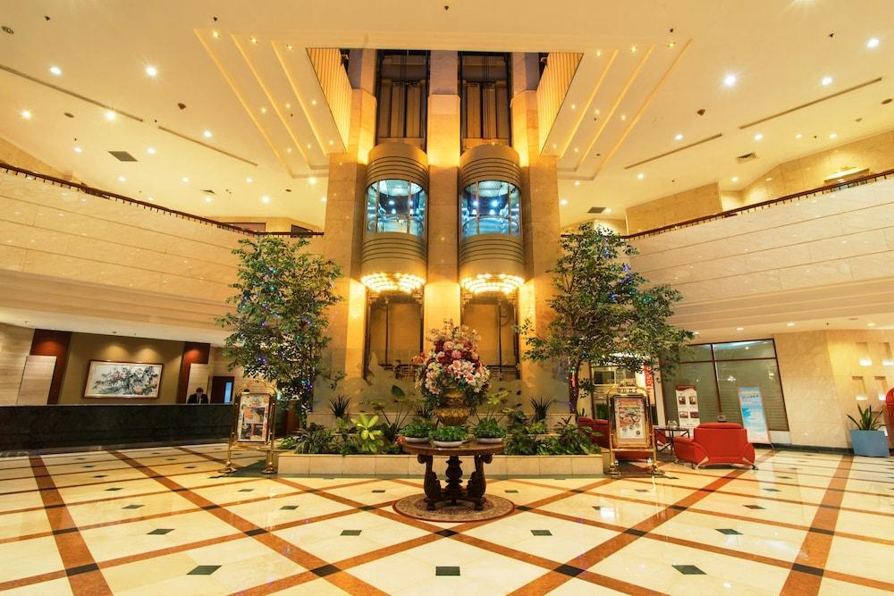 Sunlake Waterfront Resort & Convention Jakarta Exteriér fotografie