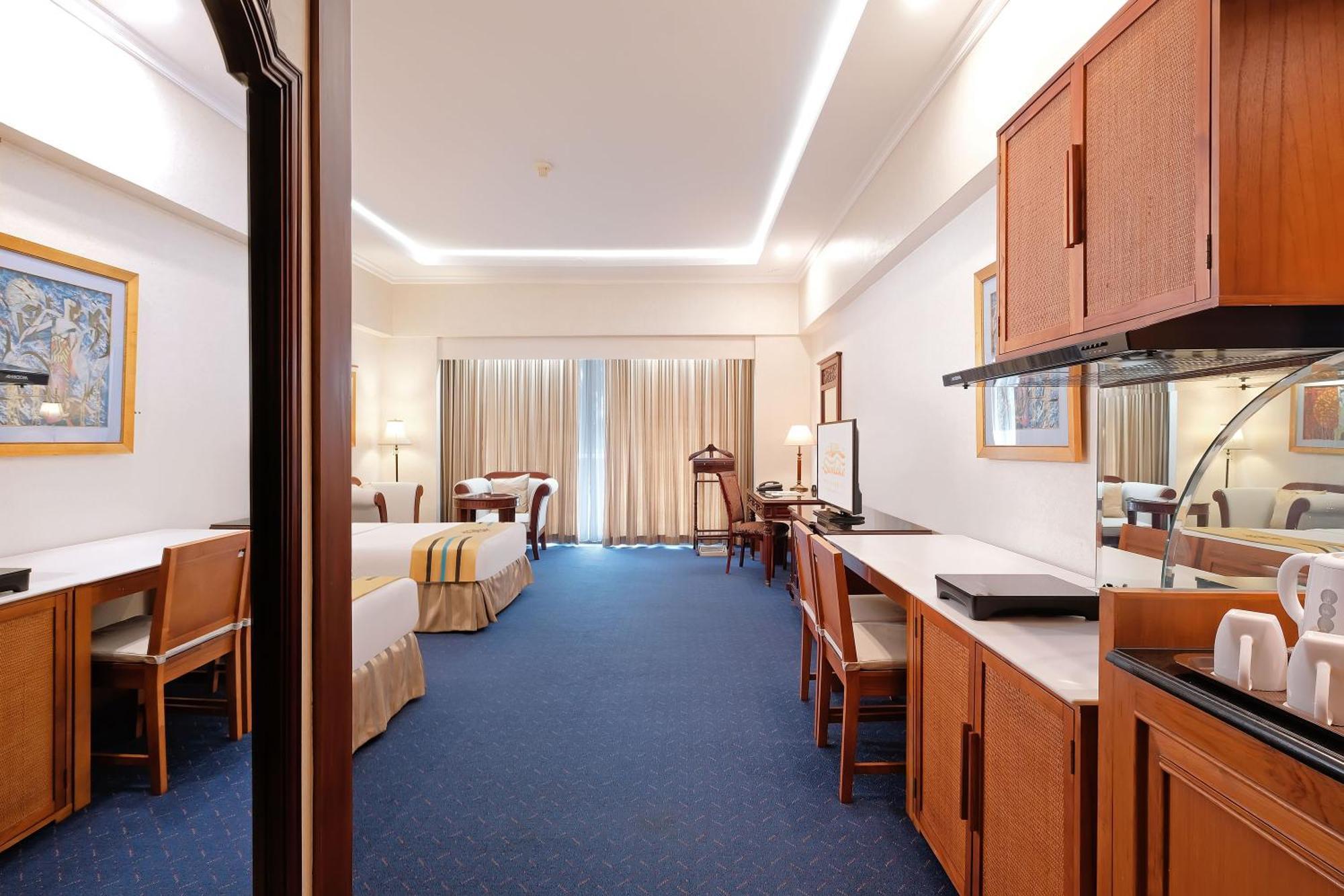 Sunlake Waterfront Resort & Convention Jakarta Exteriér fotografie
