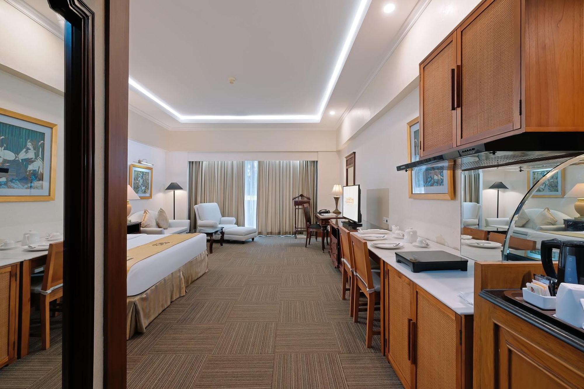 Sunlake Waterfront Resort & Convention Jakarta Exteriér fotografie