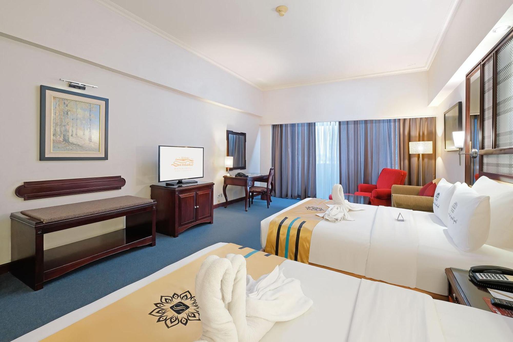 Sunlake Waterfront Resort & Convention Jakarta Exteriér fotografie